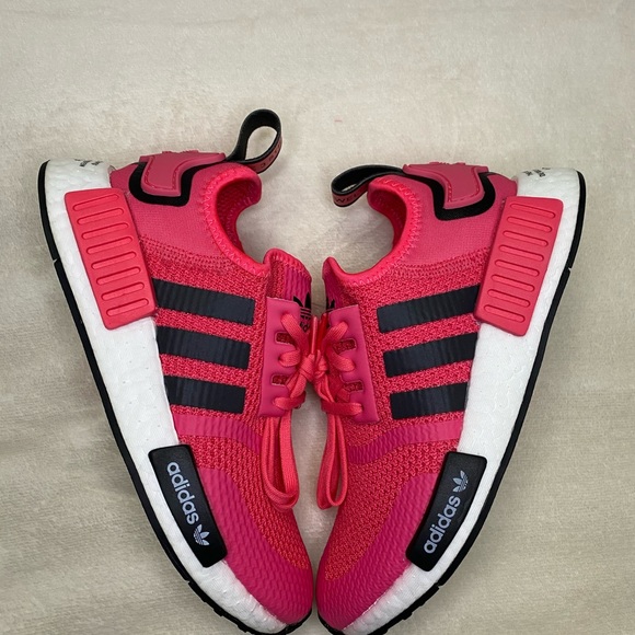 ❌SOLD🎁Adidas NMD_R1 Size 5J/ 6 Wmns New - Picture 4 of 11